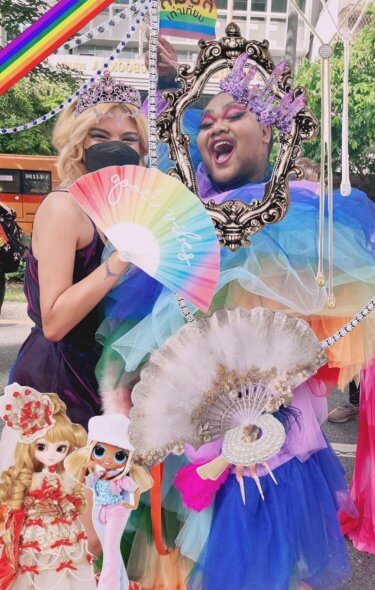 #สู้เขาสิวะอิหญิง กับหยาดเลือดของเหล่า LGBTQA+