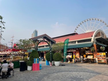 ASIATIQUE THE RIVERFRONT