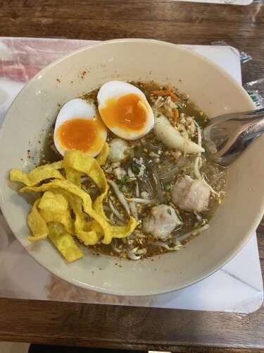 มนต์บางแสน